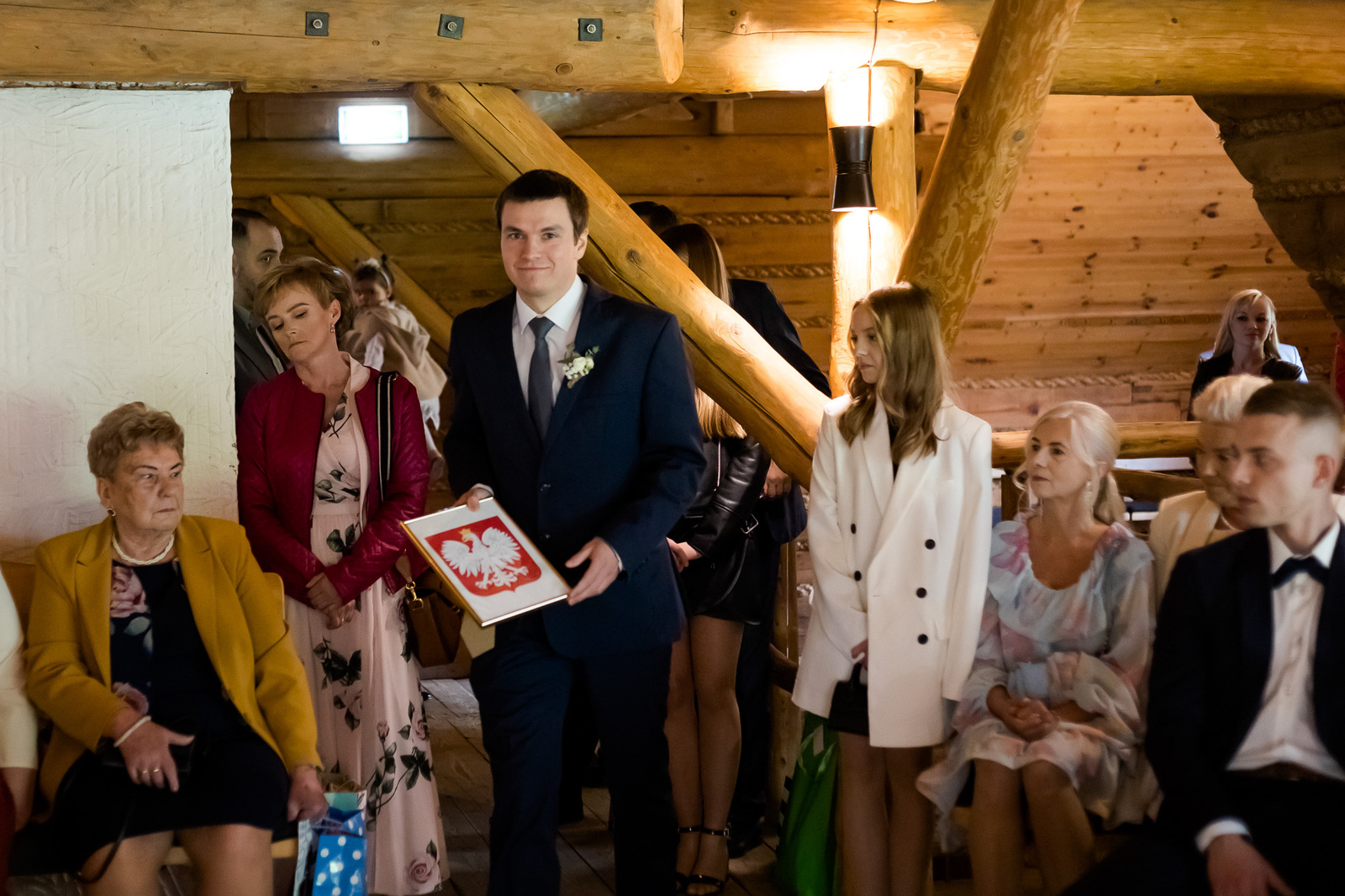 Ślub i wesele w drewnianej chacie - Magda i Paweł pobrali się w Gościńcu Szumnym w Jaworzu