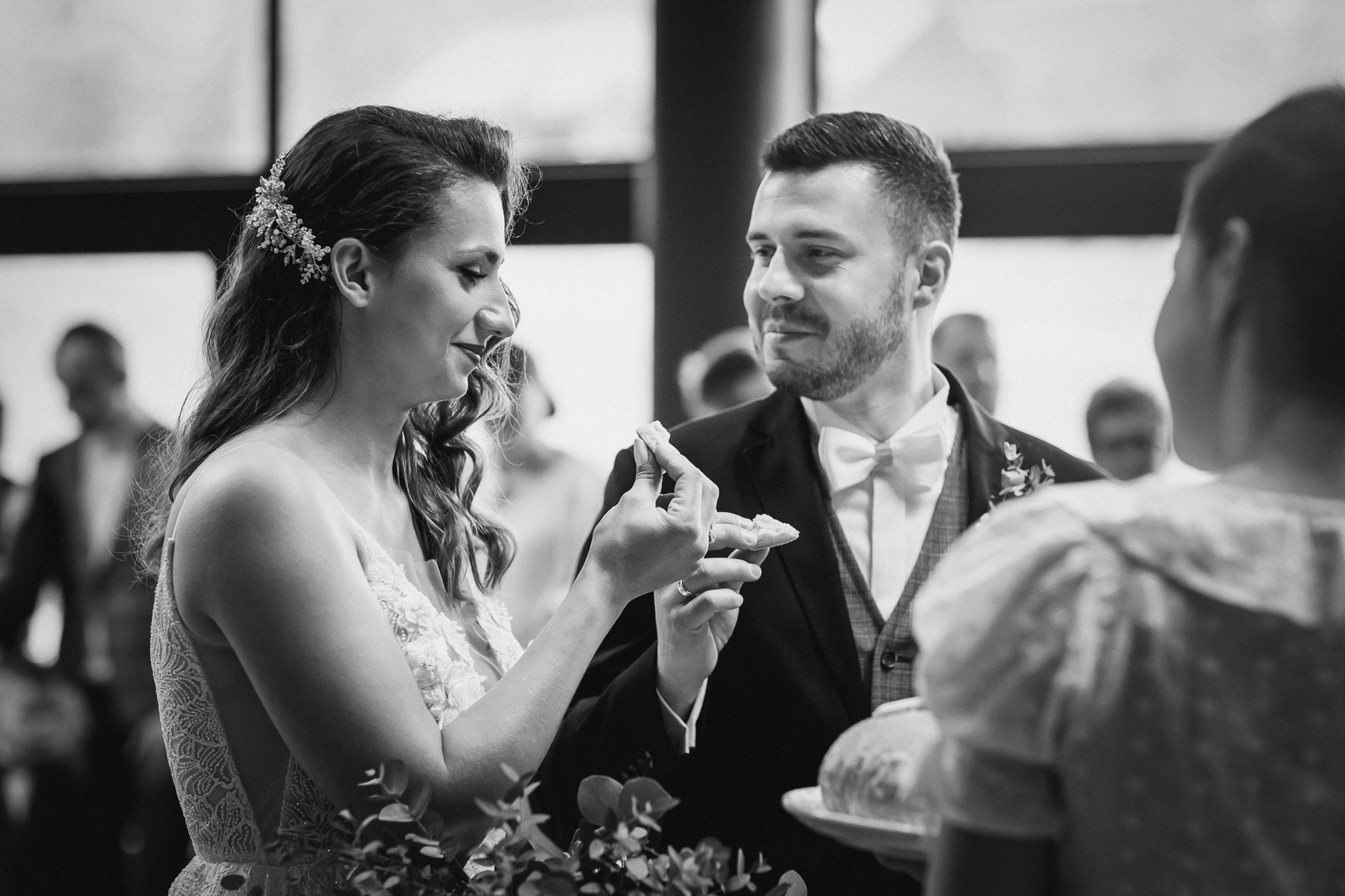 Ślub i wesele w drewnianej chacie - Magda i Paweł pobrali się w Gościńcu Szumnym w Jaworzu