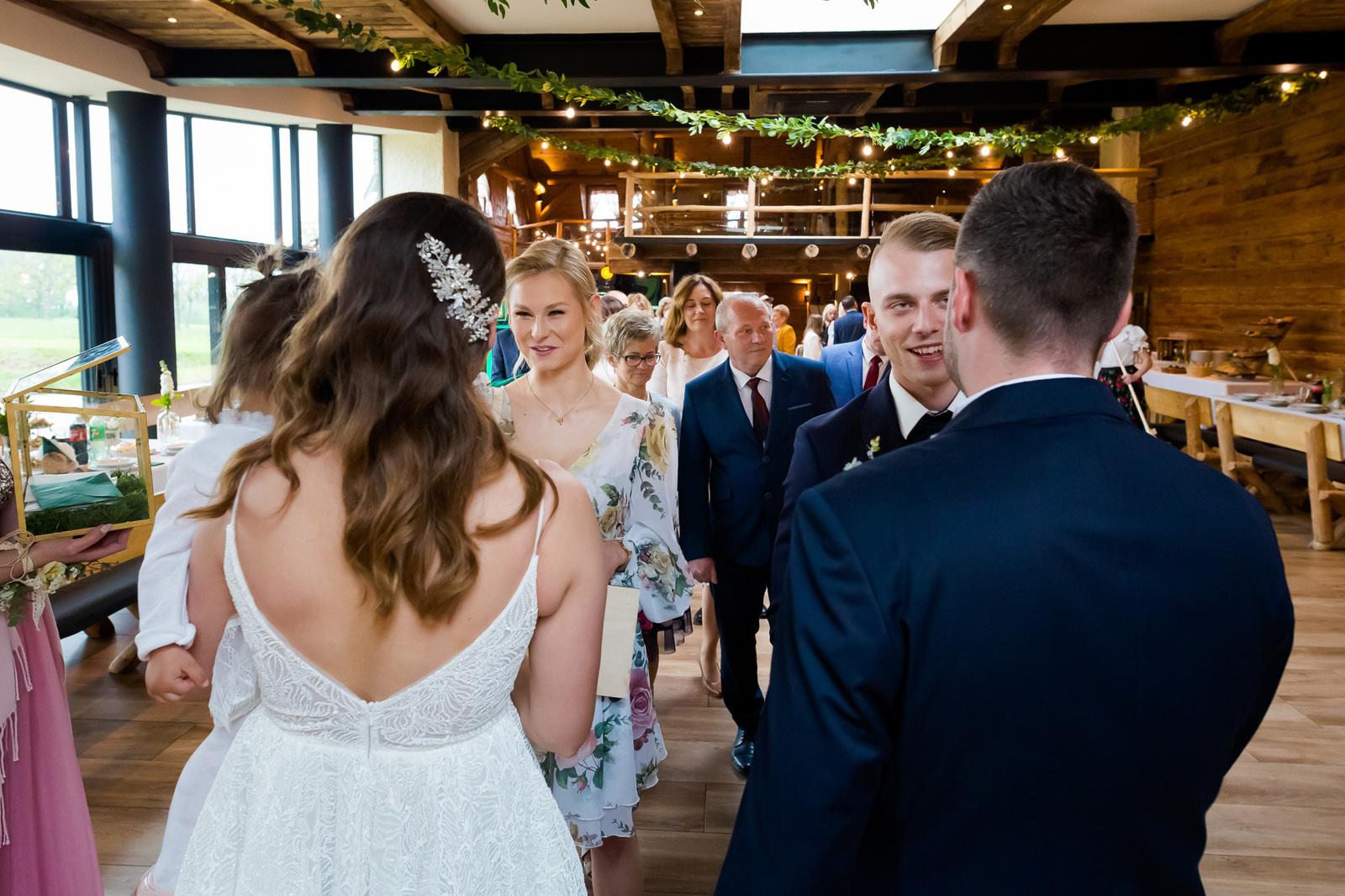 Ślub i wesele w drewnianej chacie - Magda i Paweł pobrali się w Gościńcu Szumnym w Jaworzu