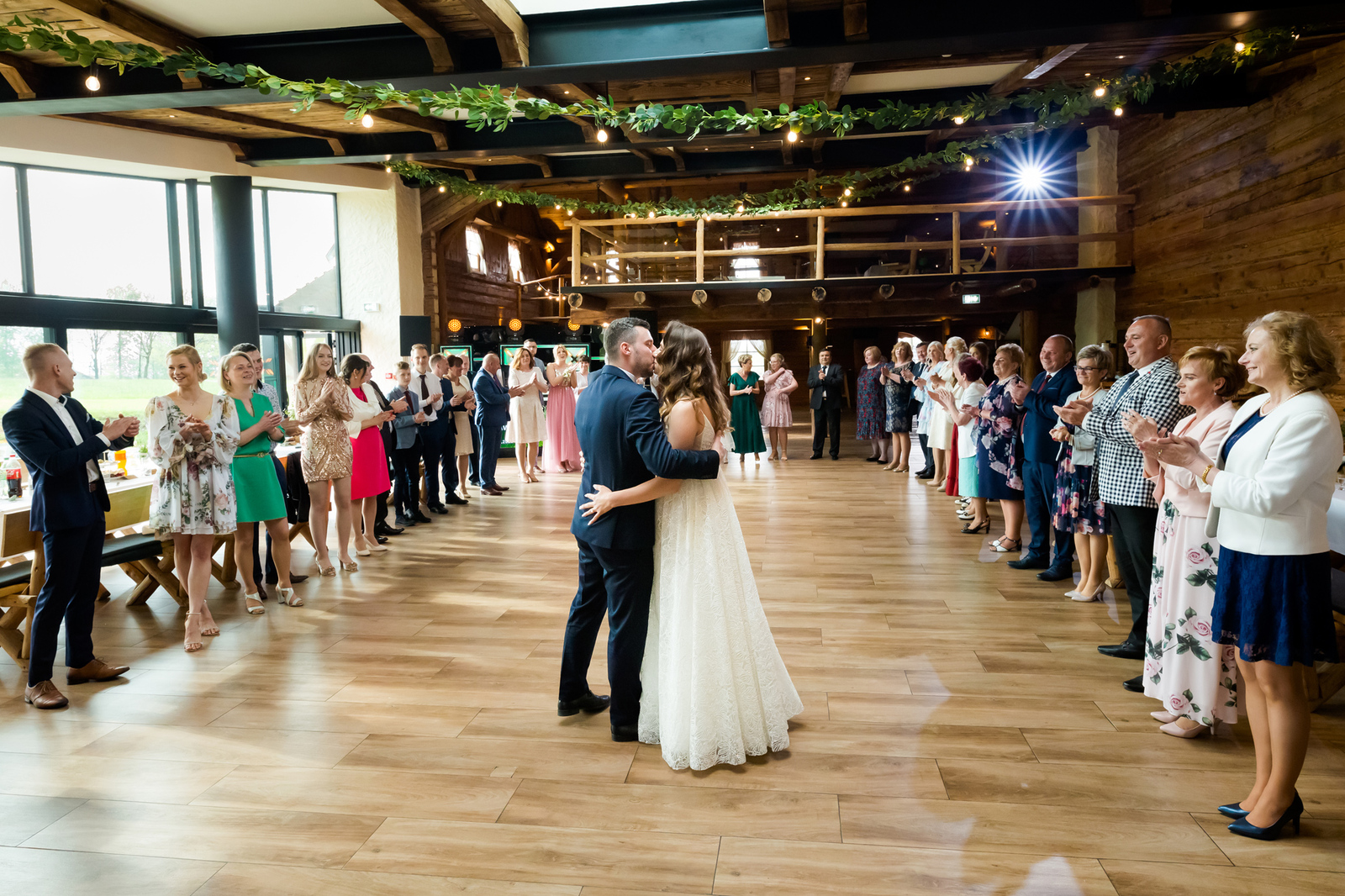 ślub w jaworzu, fotografia slubna bielsko, zdjecia slubne cieszyn, fotografia slubna cieszyn, fotografia slubna slask, wesele w Goscincu Szumnym w Jaworzu fotograf, Gosciniec Szumny Jaworze Naleze fotografie slubne, wesele w karczmie, fotografia slubna katowice, zdjecia slubne śląsk, fotograf slubny slask, zdjecia slubne bielsko, fotograf slubny bielsko, zdjecia slubne slask, dwoch fotografow na slub