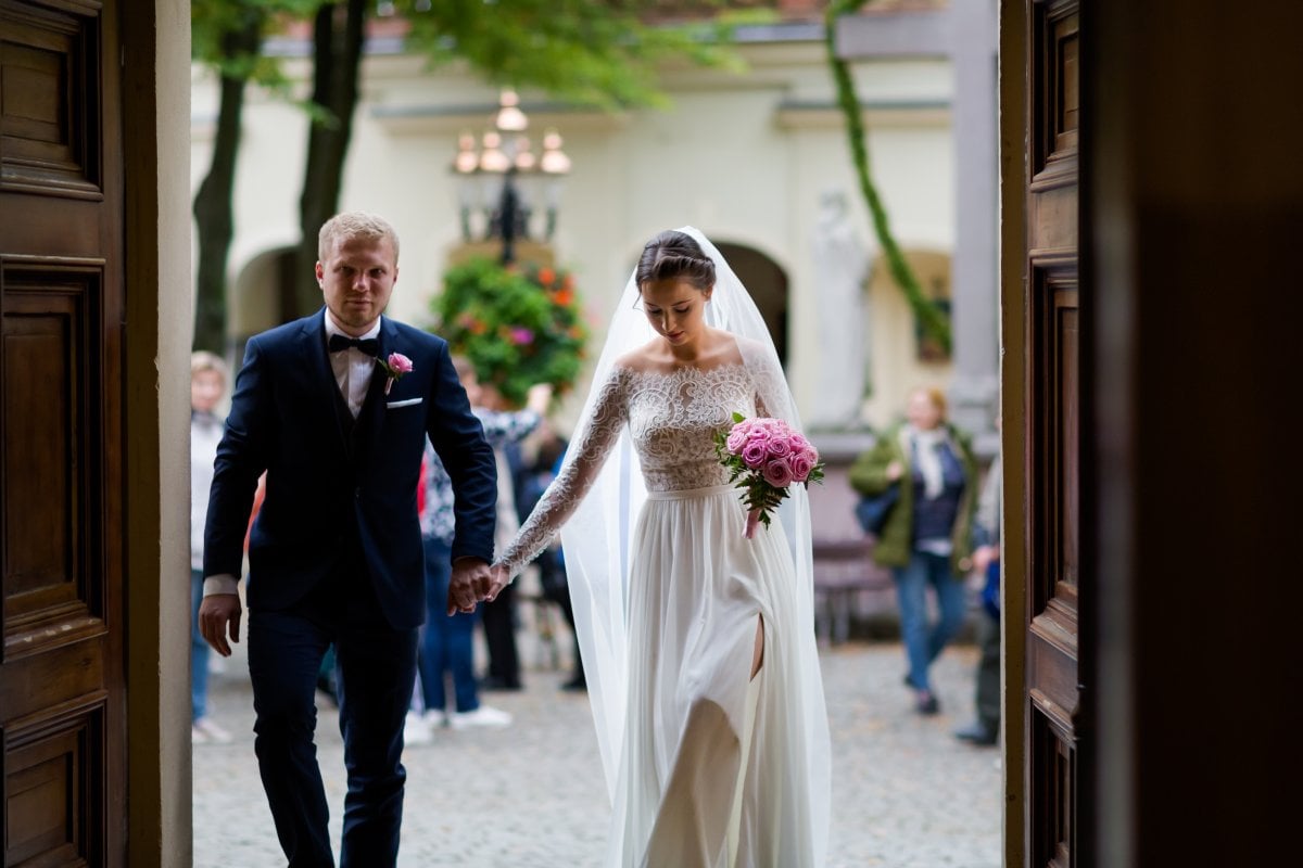 ślub na górze św Anny, fotografia slubna slask, zdjecia slubne bielsko, fotograf slubny opole, zdjecia slubne slask, fotograf slubny slask, fotograf na wesele slask, slub na gorze sw anny, bazylika na gorze sw anny, slub w bazylice na gorze sw anny, slub gora sw anny, zdjecia slubne katowice, dwoch fotografow na slub, fotografia slubna krakow, zdjecia slubne na slasku, fotografia weselna slask, naturalne zdjecia slubne, magia obrazu, amfiteatr na gorze sw anny, sesja slubna gora sw anny,