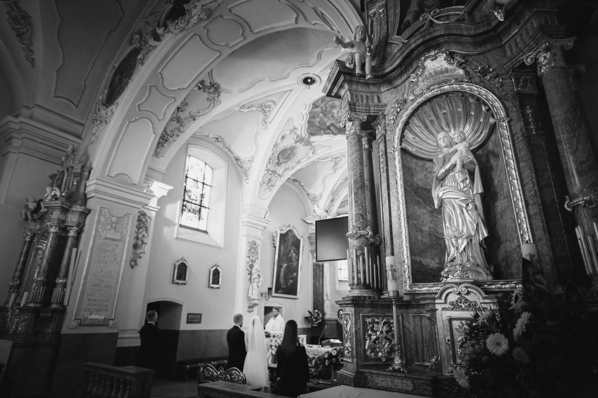 ślub na górze św Anny, fotografia slubna slask, zdjecia slubne bielsko, fotograf slubny opole, zdjecia slubne slask, fotograf slubny slask, fotograf na wesele slask, slub na gorze sw anny, bazylika na gorze sw anny, slub w bazylice na gorze sw anny, slub gora sw anny, zdjecia slubne katowice, dwoch fotografow na slub, fotografia slubna krakow, zdjecia slubne na slasku, fotografia weselna slask, naturalne zdjecia slubne, magia obrazu, amfiteatr na gorze sw anny, sesja slubna gora sw anny,