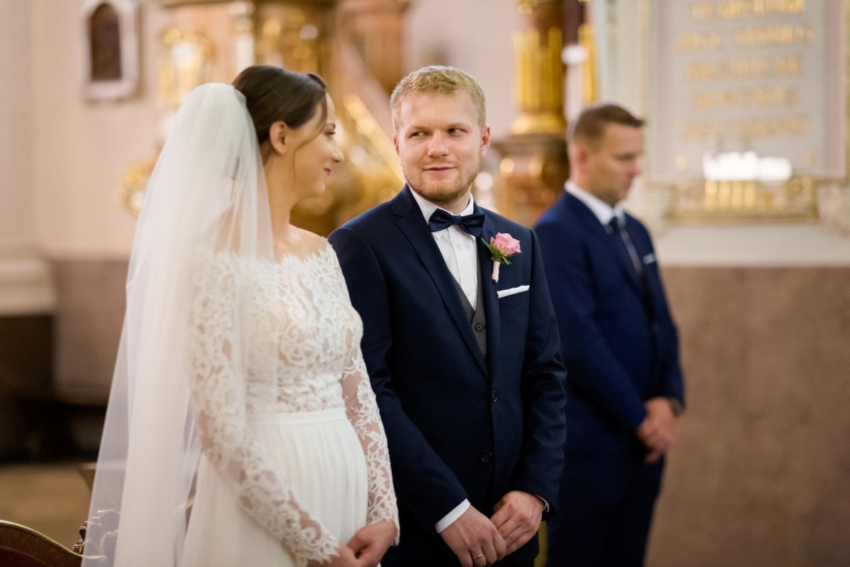 ślub na górze św Anny, fotografia slubna slask, zdjecia slubne bielsko, fotograf slubny opole, zdjecia slubne slask, fotograf slubny slask, fotograf na wesele slask, slub na gorze sw anny, bazylika na gorze sw anny, slub w bazylice na gorze sw anny, slub gora sw anny, zdjecia slubne katowice, dwoch fotografow na slub, fotografia slubna krakow, zdjecia slubne na slasku, fotografia weselna slask, naturalne zdjecia slubne, magia obrazu, amfiteatr na gorze sw anny, sesja slubna gora sw anny,