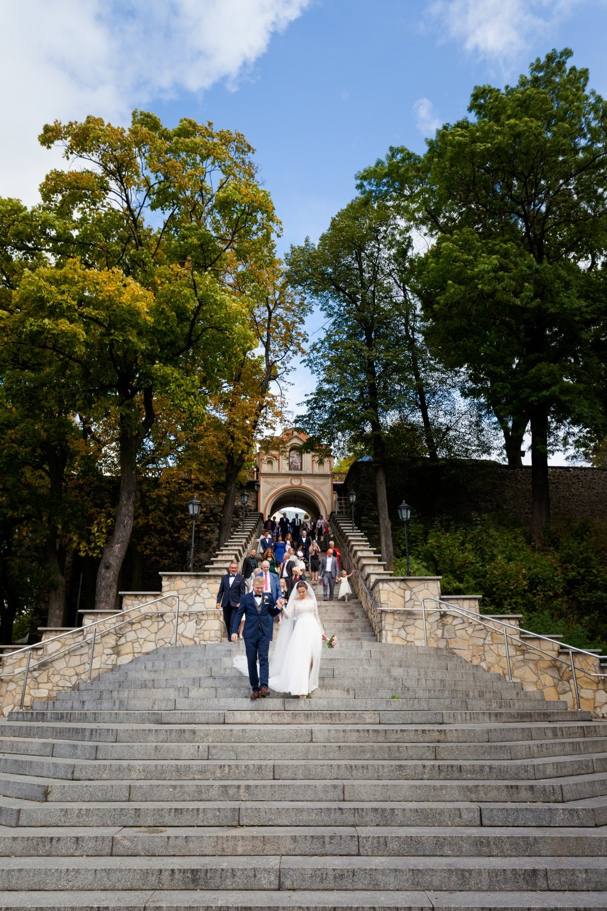 ślub na górze św Anny, fotografia slubna slask, zdjecia slubne bielsko, fotograf slubny opole, zdjecia slubne slask, fotograf slubny slask, fotograf na wesele slask, slub na gorze sw anny, bazylika na gorze sw anny, slub w bazylice na gorze sw anny, slub gora sw anny, zdjecia slubne katowice, dwoch fotografow na slub, fotografia slubna krakow, zdjecia slubne na slasku, fotografia weselna slask, naturalne zdjecia slubne, magia obrazu, amfiteatr na gorze sw anny, sesja slubna gora sw anny,