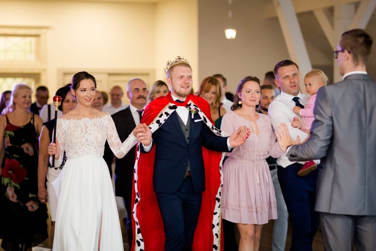 ślub na górze św Anny, fotografia slubna slask, zdjecia slubne bielsko, fotograf slubny opole, zdjecia slubne slask, fotograf slubny slask, fotograf na wesele slask, slub na gorze sw anny, bazylika na gorze sw anny, slub w bazylice na gorze sw anny, slub gora sw anny, zdjecia slubne katowice, dwoch fotografow na slub, fotografia slubna krakow, zdjecia slubne na slasku, fotografia weselna slask, naturalne zdjecia slubne, magia obrazu, amfiteatr na gorze sw anny, sesja slubna gora sw anny,