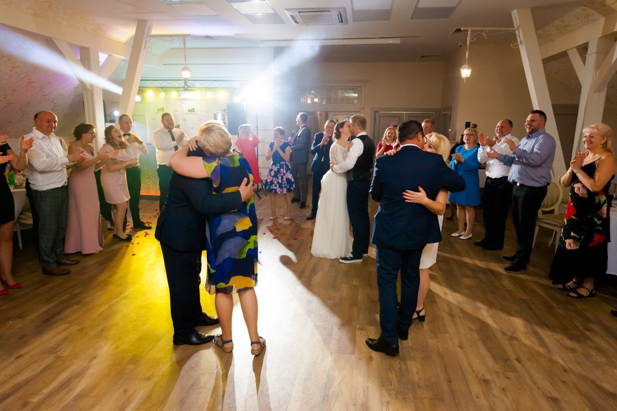 ślub na górze św Anny, fotografia slubna slask, zdjecia slubne bielsko, fotograf slubny opole, zdjecia slubne slask, fotograf slubny slask, fotograf na wesele slask, slub na gorze sw anny, bazylika na gorze sw anny, slub w bazylice na gorze sw anny, slub gora sw anny, zdjecia slubne katowice, dwoch fotografow na slub, fotografia slubna krakow, zdjecia slubne na slasku, fotografia weselna slask, naturalne zdjecia slubne, magia obrazu, amfiteatr na gorze sw anny, sesja slubna gora sw anny,