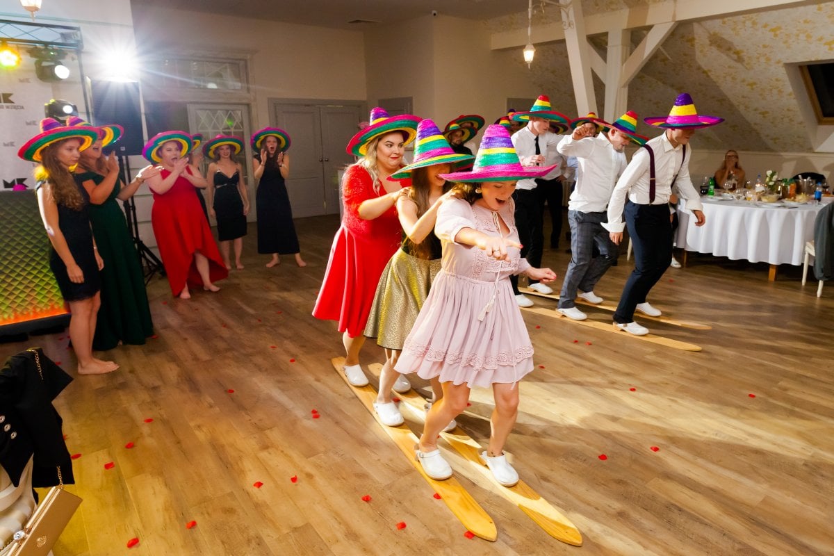 ślub na górze św Anny, fotografia slubna slask, zdjecia slubne bielsko, fotograf slubny opole, zdjecia slubne slask, fotograf slubny slask, fotograf na wesele slask, slub na gorze sw anny, bazylika na gorze sw anny, slub w bazylice na gorze sw anny, slub gora sw anny, zdjecia slubne katowice, dwoch fotografow na slub, fotografia slubna krakow, zdjecia slubne na slasku, fotografia weselna slask, naturalne zdjecia slubne, magia obrazu, amfiteatr na gorze sw anny, sesja slubna gora sw anny,