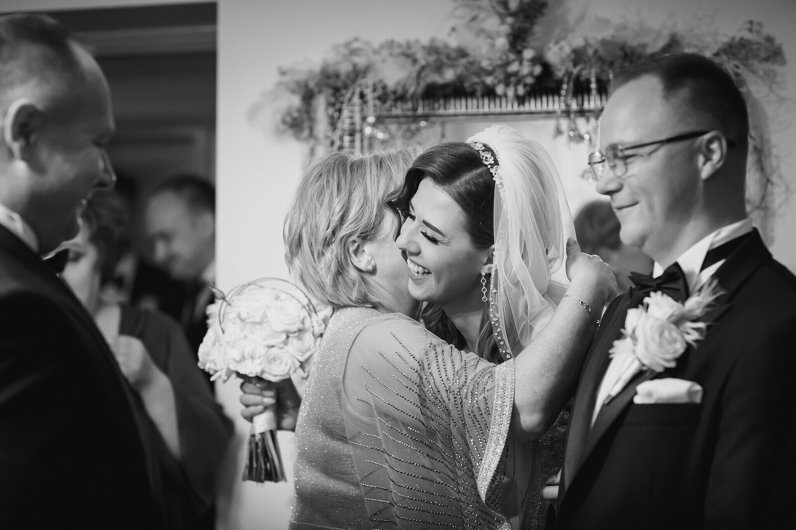 Zdjęcia z wesela Magdy i Rafała : Ślub w pięknym kościele w Goleszowie, przyjęcie w Dworku Stara Cynkownia w Czechowicach. Fotografia ślubna Śląsk