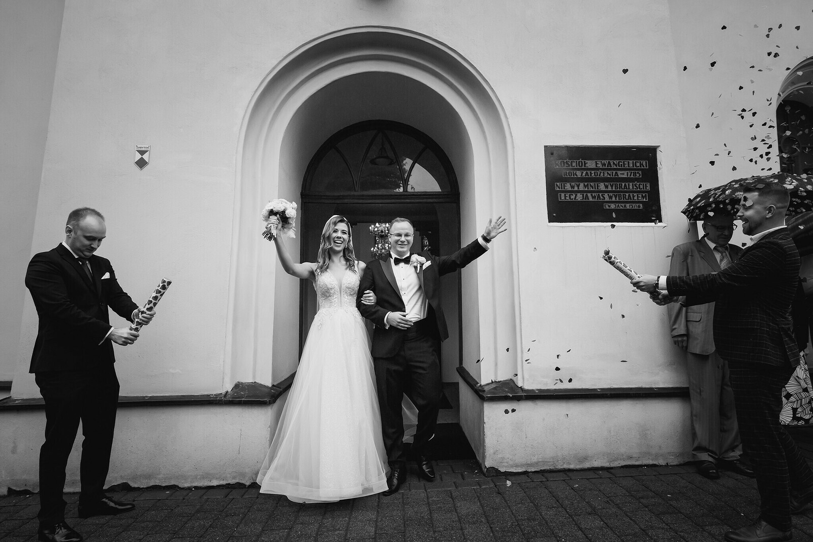 Zdjęcia z wesela Magdy i Rafała : Ślub w pięknym kościele w Goleszowie, przyjęcie w Dworku Stara Cynkownia w Czechowicach. Fotografia ślubna Śląsk