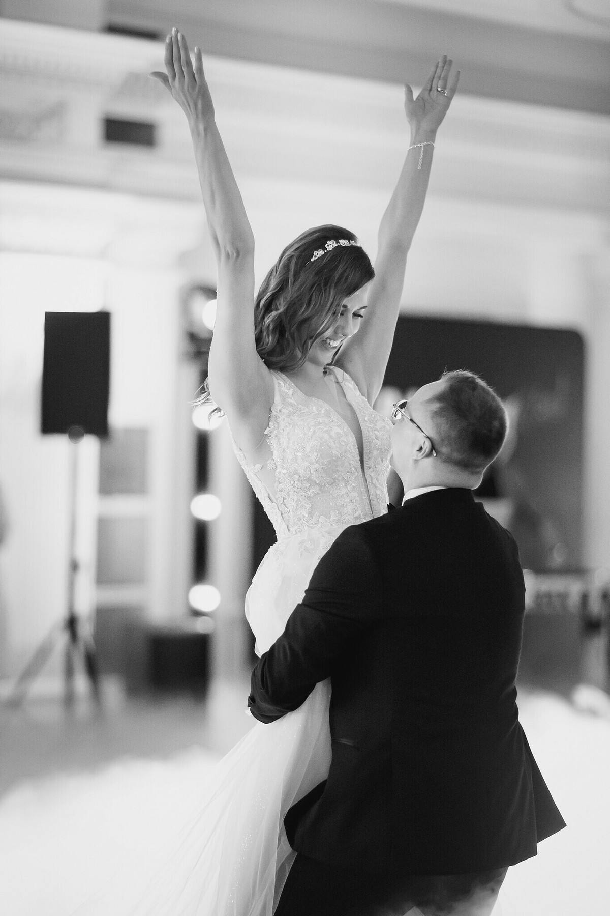 Zdjęcia z wesela Magdy i Rafała : Ślub w pięknym kościele w Goleszowie, przyjęcie w Dworku Stara Cynkownia w Czechowicach. Fotografia ślubna Śląsk