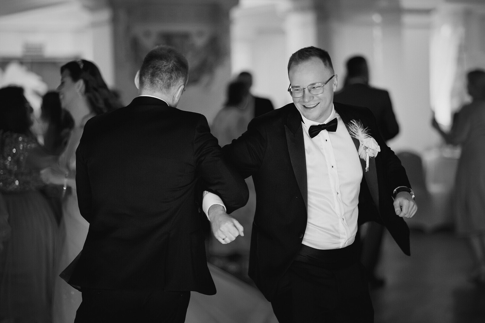 Zdjęcia z wesela Magdy i Rafała : Ślub w pięknym kościele w Goleszowie, przyjęcie w Dworku Stara Cynkownia w Czechowicach. Fotografia ślubna Śląsk