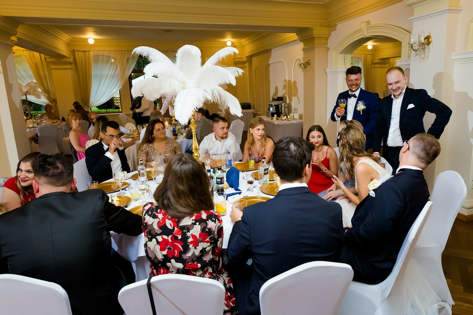 Zdjęcia z wesela Magdy i Rafała : Ślub w pięknym kościele w Goleszowie, przyjęcie w Dworku Stara Cynkownia w Czechowicach. Fotografia ślubna Śląsk