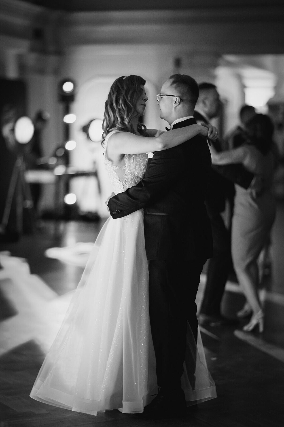 Zdjęcia z wesela Magdy i Rafała : Ślub w pięknym kościele w Goleszowie, przyjęcie w Dworku Stara Cynkownia w Czechowicach. Fotografia ślubna Śląsk