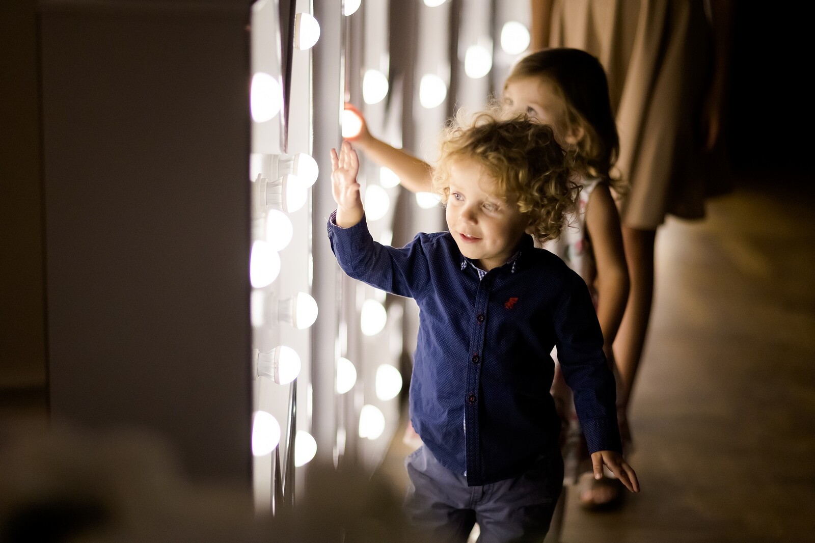 Zdjęcia z wesela Magdy i Rafała : Ślub w pięknym kościele w Goleszowie, przyjęcie w Dworku Stara Cynkownia w Czechowicach. Fotografia ślubna Śląsk