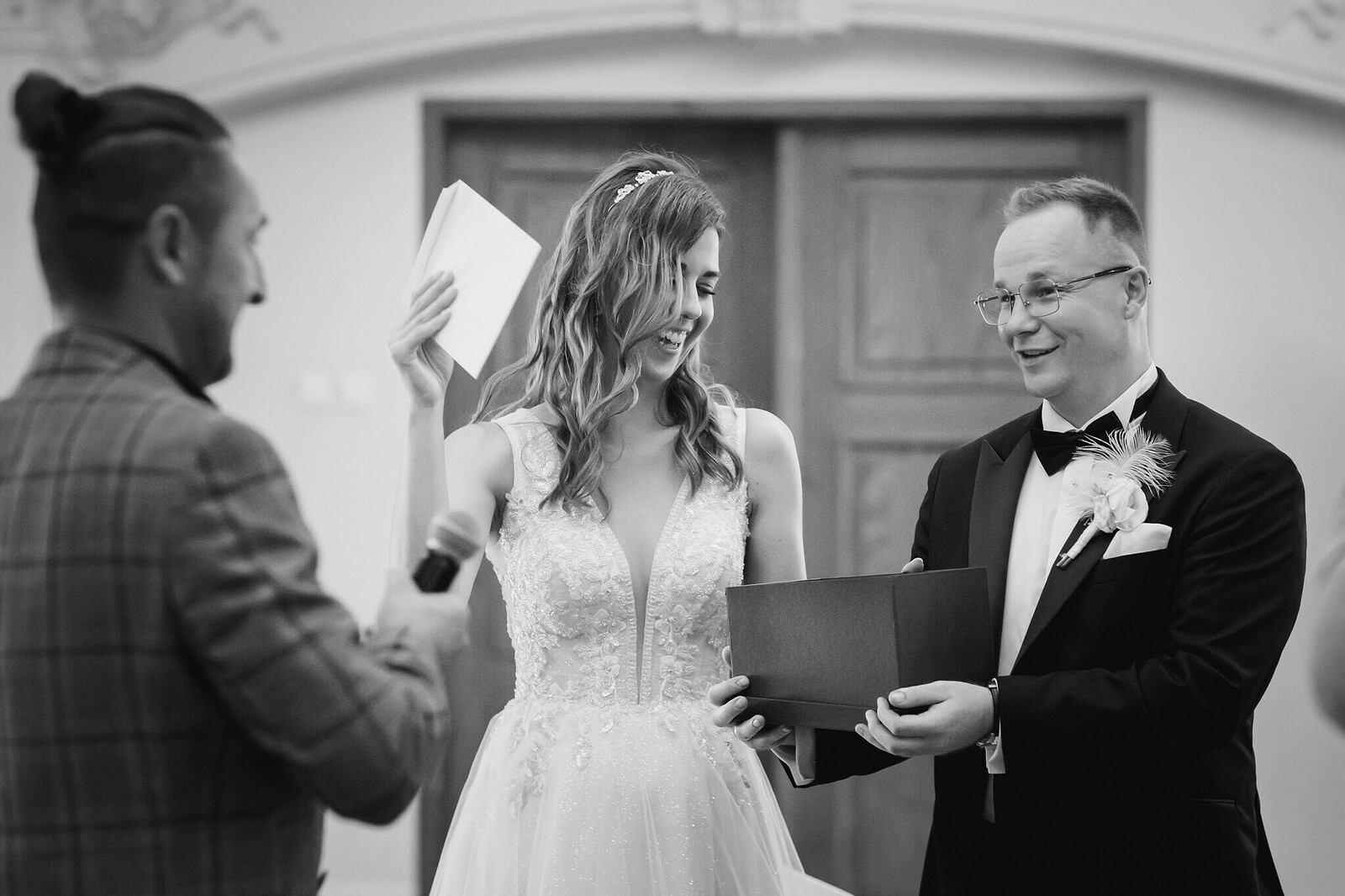 Zdjęcia z wesela Magdy i Rafała : Ślub w pięknym kościele w Goleszowie, przyjęcie w Dworku Stara Cynkownia w Czechowicach. Fotografia ślubna Śląsk