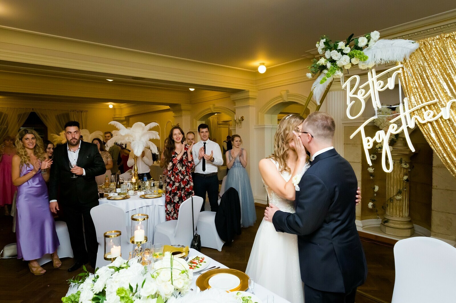 Zdjęcia z wesela Magdy i Rafała : Ślub w pięknym kościele w Goleszowie, przyjęcie w Dworku Stara Cynkownia w Czechowicach. Fotografia ślubna Śląsk