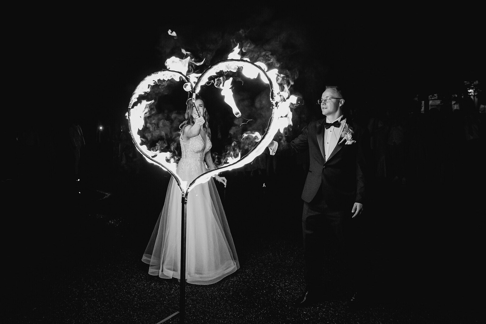 Zdjęcia z wesela Magdy i Rafała : Ślub w pięknym kościele w Goleszowie, przyjęcie w Dworku Stara Cynkownia w Czechowicach. Fotografia ślubna Śląsk