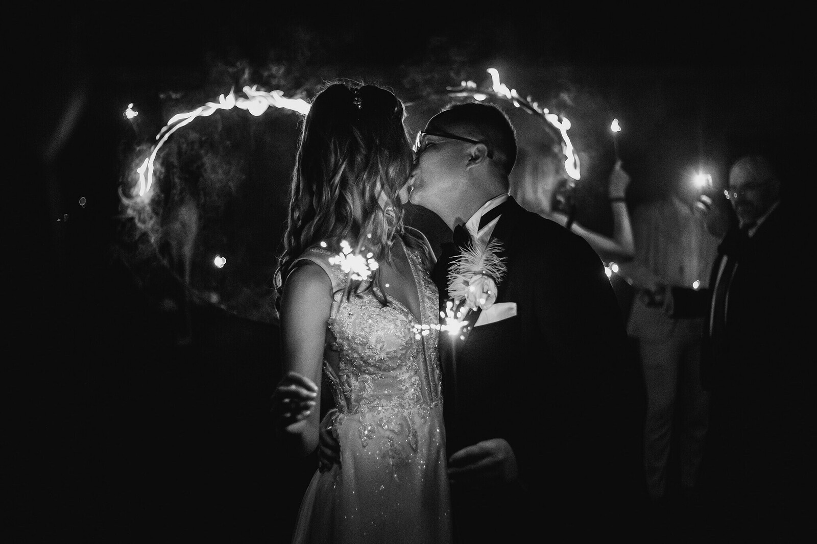 Zdjęcia z wesela Magdy i Rafała : Ślub w pięknym kościele w Goleszowie, przyjęcie w Dworku Stara Cynkownia w Czechowicach. Fotografia ślubna Śląsk