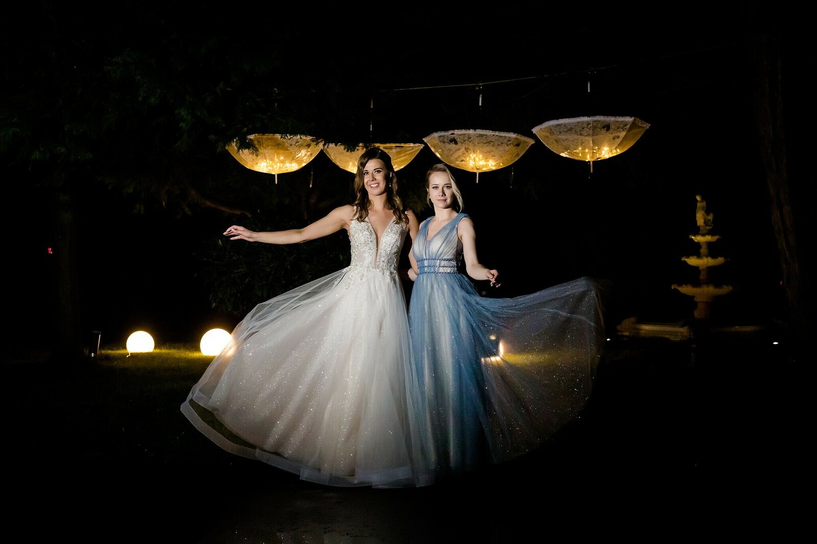 Zdjęcia z wesela Magdy i Rafała : Ślub w pięknym kościele w Goleszowie, przyjęcie w Dworku Stara Cynkownia w Czechowicach. Fotografia ślubna Śląsk