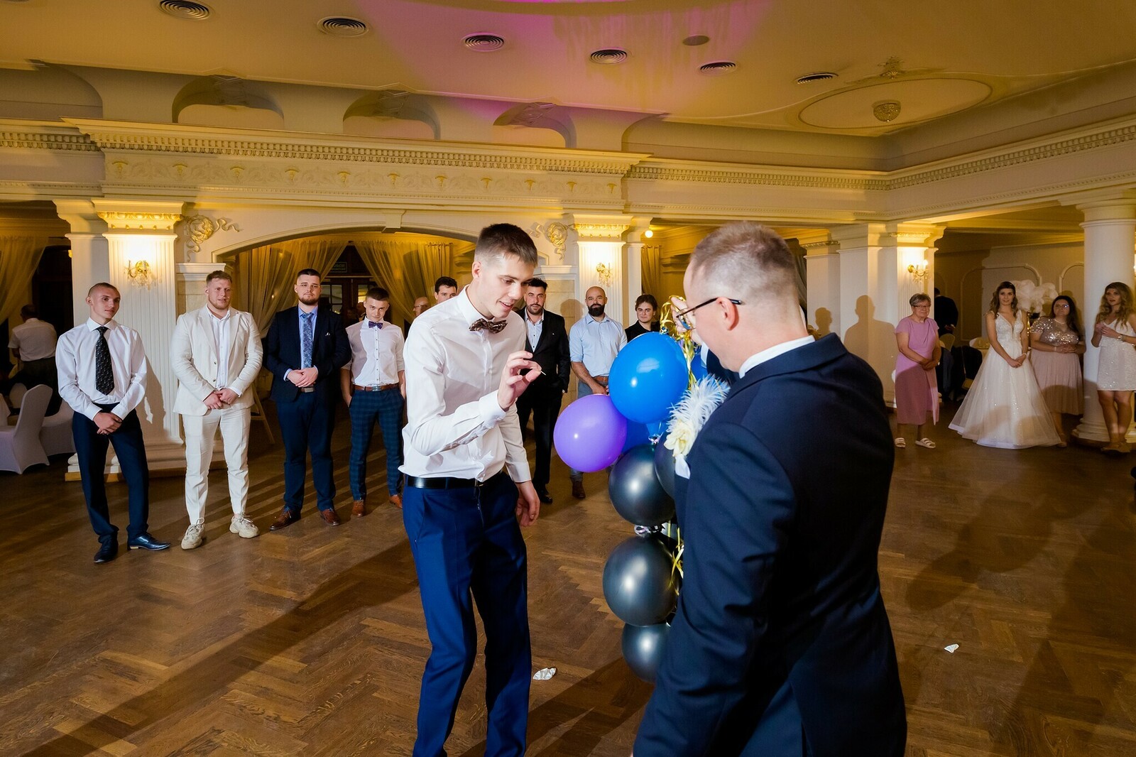 Zdjęcia z wesela Magdy i Rafała : Ślub w pięknym kościele w Goleszowie, przyjęcie w Dworku Stara Cynkownia w Czechowicach. Fotografia ślubna Śląsk