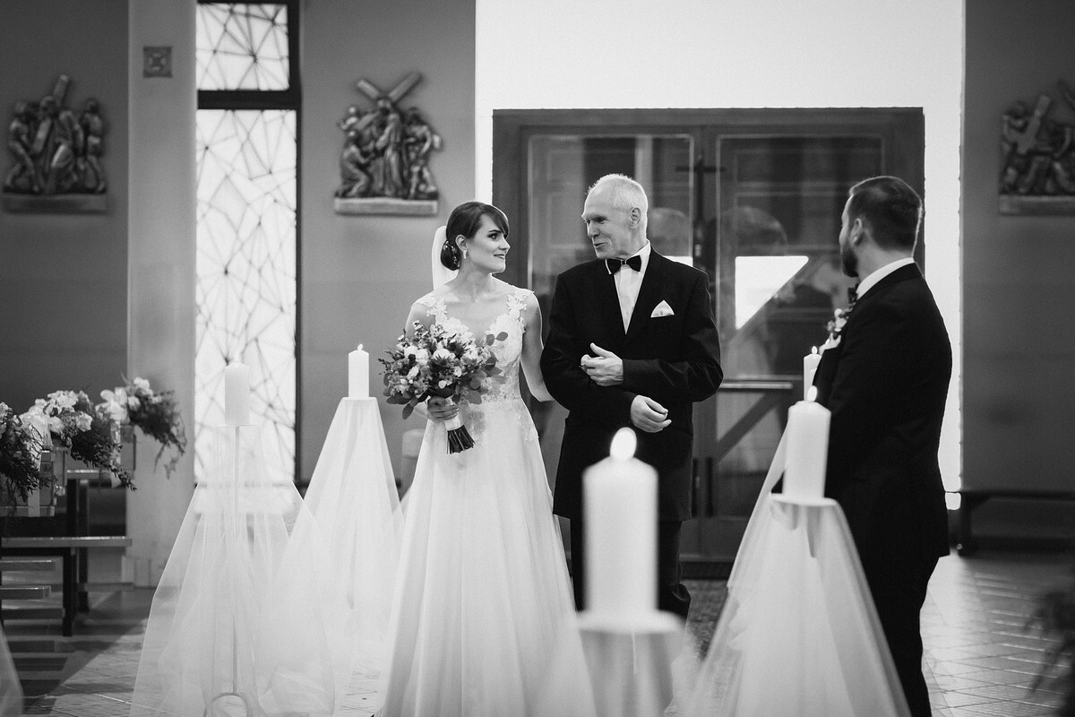 ślub w katowicach, slub w katowicach, fotografia slubna katowice, zdjecia slubne katowice, fotograf slubny slask, slub w koscielew katowicach, fotografia slubna chorzow, zdjecia slubne chorzow, arsenal palace chorzow, wesele w hotelu arsenal palace w chorzowie, zdjecia slubne zywiec, fotografia slubna, zdjecia slubne bielsko, fotograf slubny bielsko, fotograf slubny cieszyn, fotografia slubna cieszyn, www.magiaobrazu.com, zdjecia slubne bielsko, fotografia slubna slask, zdjecia slubne zywiec, zdjecia slubne cieszyn, dwoch fotografow na slub, zdjecia slubne slask,