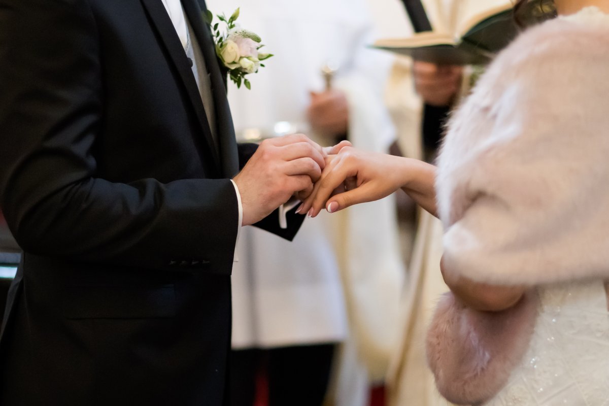 Ślub w kościele Piotra i Pawła w Krakowie, slub w krakowie, kosciol apostolow piotra i pawła w krakowie, kosciol na grodzkiej krakow, slub w kosciele na grodzkiej w krakowie, fotograf na slub krakow, fotografia slubna krakow, zdjecia slubne krakow, fotograf slubny krakow, zdjecia slubne slask, fotografia slubna slask, fotograf na slub slask, sesja slubna na krakowskim rynku, zdjecia slubne bielsko, fotografia slubna bielsko, fotografia slubna cieszyn