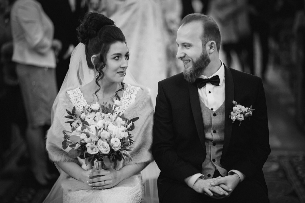 Ślub w kościele Piotra i Pawła w Krakowie, slub w krakowie, kosciol apostolow piotra i pawła w krakowie, kosciol na grodzkiej krakow, slub w kosciele na grodzkiej w krakowie, fotograf na slub krakow, fotografia slubna krakow, zdjecia slubne krakow, fotograf slubny krakow, zdjecia slubne slask, fotografia slubna slask, fotograf na slub slask, sesja slubna na krakowskim rynku, zdjecia slubne bielsko, fotografia slubna bielsko, fotografia slubna cieszyn