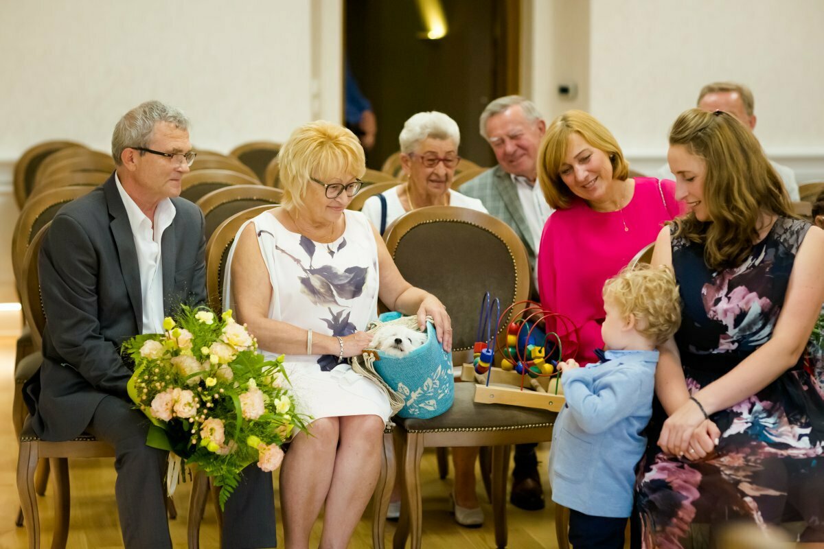 ślub w strumieniu, slub w strumieniu, fotograf slubny slask, zdjecia slubne slask, fotograf na slub slask, zdjecia slubne strumien, fotografia slubna strumien, fotografia slubna slask, fotografia slubna katowice, zdjecia slubne katowice, fotograf slubny katowice, fotografia slubna gliwice, fotograf slubny gliwice, zdjecia slubne bielsko, zdjecia slubne mikolow, fotografia slubna bielsko, dwoch fotografow na slub, fotografia slubna krakow, fotograf na slub krakow, zdjecia slubne krakow