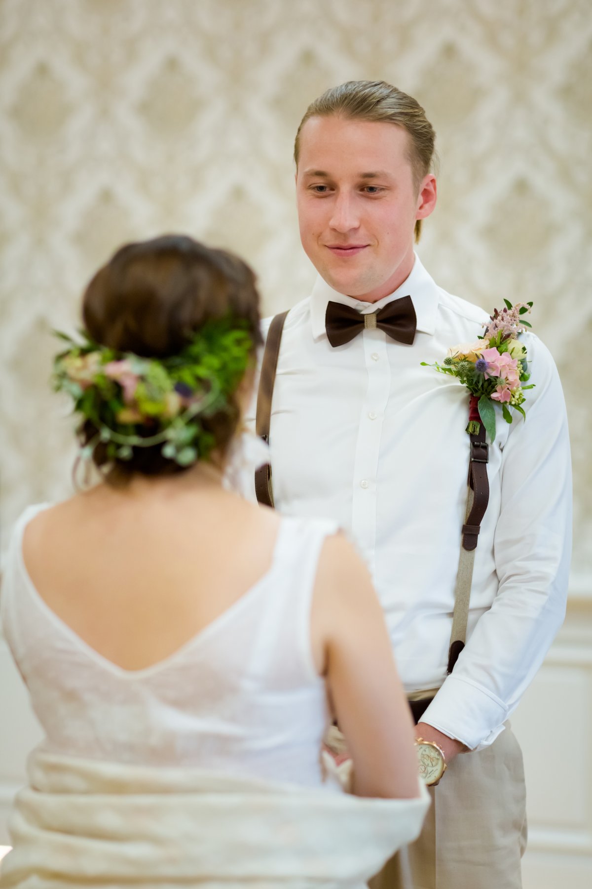 ślub w strumieniu, slub w strumieniu, fotograf slubny slask, zdjecia slubne slask, fotograf na slub slask, zdjecia slubne strumien, fotografia slubna strumien, fotografia slubna slask, fotografia slubna katowice, zdjecia slubne katowice, fotograf slubny katowice, fotografia slubna gliwice, fotograf slubny gliwice, zdjecia slubne bielsko, zdjecia slubne mikolow, fotografia slubna bielsko, dwoch fotografow na slub, fotografia slubna krakow, fotograf na slub krakow, zdjecia slubne krakow