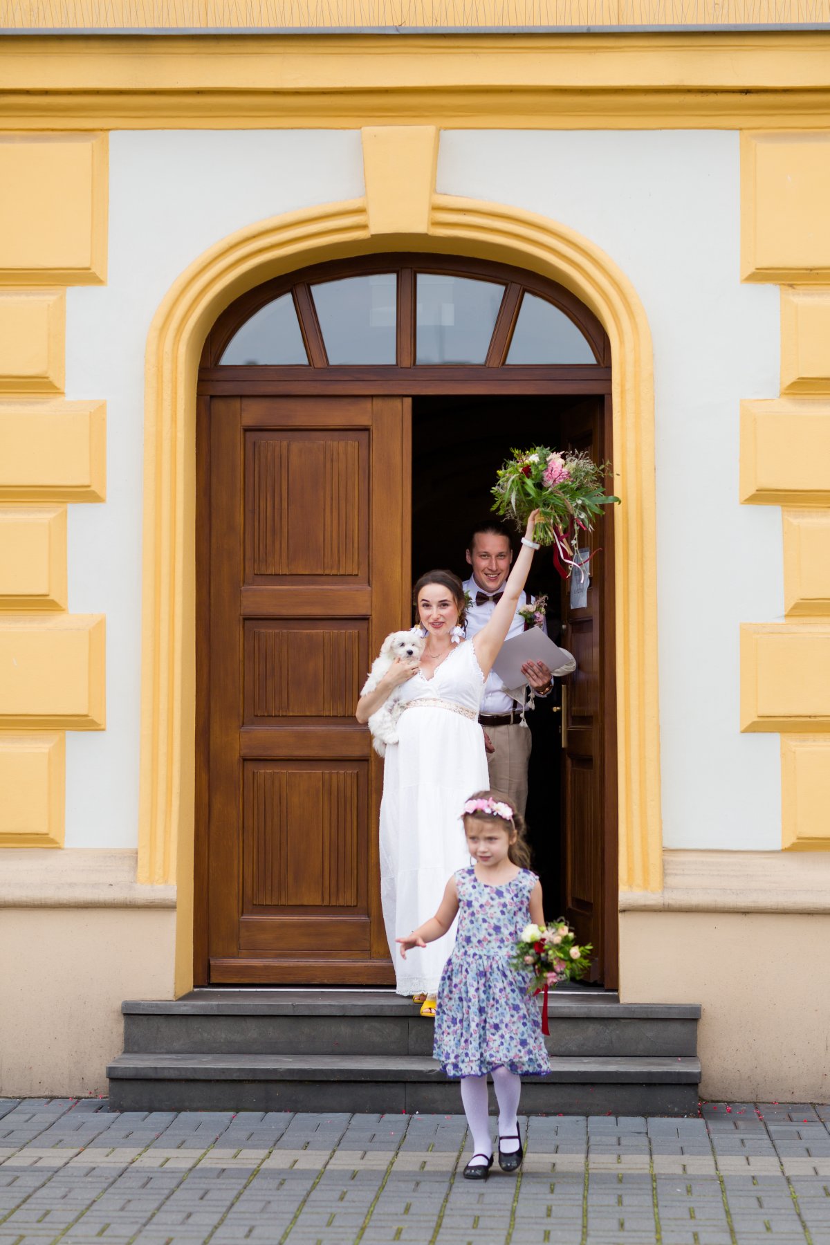 ślub w strumieniu, slub w strumieniu, fotograf slubny slask, zdjecia slubne slask, fotograf na slub slask, zdjecia slubne strumien, fotografia slubna strumien, fotografia slubna slask, fotografia slubna katowice, zdjecia slubne katowice, fotograf slubny katowice, fotografia slubna gliwice, fotograf slubny gliwice, zdjecia slubne bielsko, zdjecia slubne mikolow, fotografia slubna bielsko, dwoch fotografow na slub, fotografia slubna krakow, fotograf na slub krakow, zdjecia slubne krakow