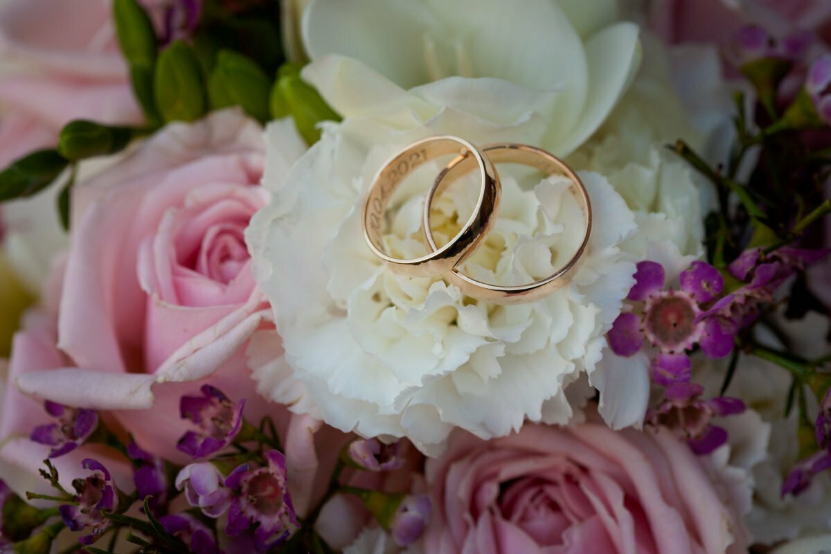 ślub w hałcnowie, slub w halcnowie, slub sanktuarium halcnow, lotnisko w aleksandrowicach, sesja slubna na lotnisku, plener slubny na lotnisku, sesja lotnisko bielsko, fotograf slubny slask, zdjecia slubne slask, fotograf na slub slask, zdjecia slubne bielsko, fotografia slubna bielsko, fotografia slubna slask, fotografia slubna katowice, zdjecia slubne katowice, fotograf slubny katowice, fotografia slubna krakow, fotograf na slub krakow, zdjecia slubne krakow