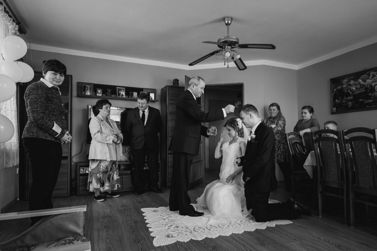 ślub w hałcnowie, slub w halcnowie, slub sanktuarium halcnow, lotnisko w aleksandrowicach, sesja slubna na lotnisku, plener slubny na lotnisku, sesja lotnisko bielsko, fotograf slubny slask, zdjecia slubne slask, fotograf na slub slask, zdjecia slubne bielsko, fotografia slubna bielsko, fotografia slubna slask, fotografia slubna katowice, zdjecia slubne katowice, fotograf slubny katowice, fotografia slubna krakow, fotograf na slub krakow, zdjecia slubne krakow