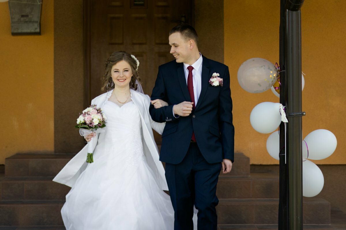 ślub w hałcnowie, slub w halcnowie, slub sanktuarium halcnow, lotnisko w aleksandrowicach, sesja slubna na lotnisku, plener slubny na lotnisku, sesja lotnisko bielsko, fotograf slubny slask, zdjecia slubne slask, fotograf na slub slask, zdjecia slubne bielsko, fotografia slubna bielsko, fotografia slubna slask, fotografia slubna katowice, zdjecia slubne katowice, fotograf slubny katowice, fotografia slubna krakow, fotograf na slub krakow, zdjecia slubne krakow