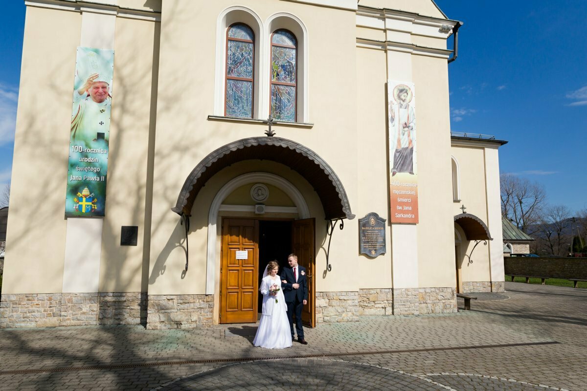 ślub w hałcnowie, slub w halcnowie, slub sanktuarium halcnow, lotnisko w aleksandrowicach, sesja slubna na lotnisku, plener slubny na lotnisku, sesja lotnisko bielsko, fotograf slubny slask, zdjecia slubne slask, fotograf na slub slask, zdjecia slubne bielsko, fotografia slubna bielsko, fotografia slubna slask, fotografia slubna katowice, zdjecia slubne katowice, fotograf slubny katowice, fotografia slubna krakow, fotograf na slub krakow, zdjecia slubne krakow