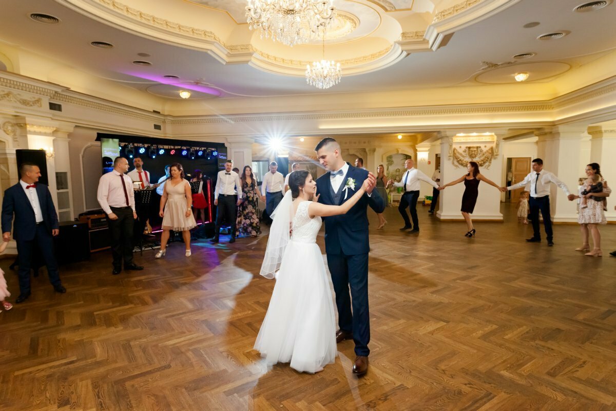Wesele Stara Cynkownia , dworek stara cynkownia czechowice, wesele w starej cynkowni w czechowicach, wesele cynkownia czechowice, zdjecia slubne orzesze, slub w goczalkowicach, fotografia slubna slask, fotografia slubna katowice, zdjecia slubne katowice, fotograf slubny katowice, zdjecia slubne bielsko, zdjecia slubne mikolow, fotografia slubna mikolow, zdjecia slubne zory, fotografia slubna bielsko, dwoch fotografow na slub, fotografia slubna krakow, fotograf na slub krakow, zdjecia slubne krakow