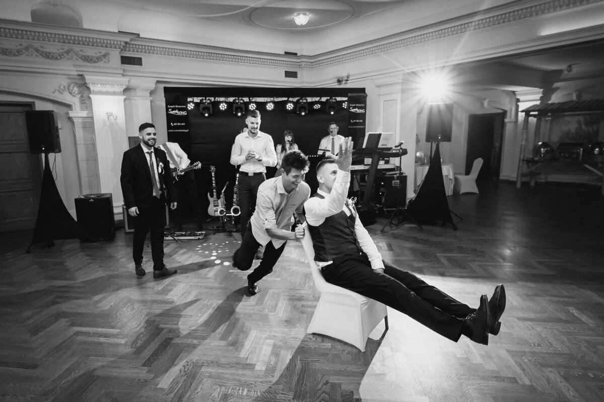 Wesele Stara Cynkownia , dworek stara cynkownia czechowice, wesele w starej cynkowni w czechowicach, wesele cynkownia czechowice, zdjecia slubne orzesze, slub w goczalkowicach, fotografia slubna slask, fotografia slubna katowice, zdjecia slubne katowice, fotograf slubny katowice, zdjecia slubne bielsko, zdjecia slubne mikolow, fotografia slubna mikolow, zdjecia slubne zory, fotografia slubna bielsko, dwoch fotografow na slub, fotografia slubna krakow, fotograf na slub krakow, zdjecia slubne krakow