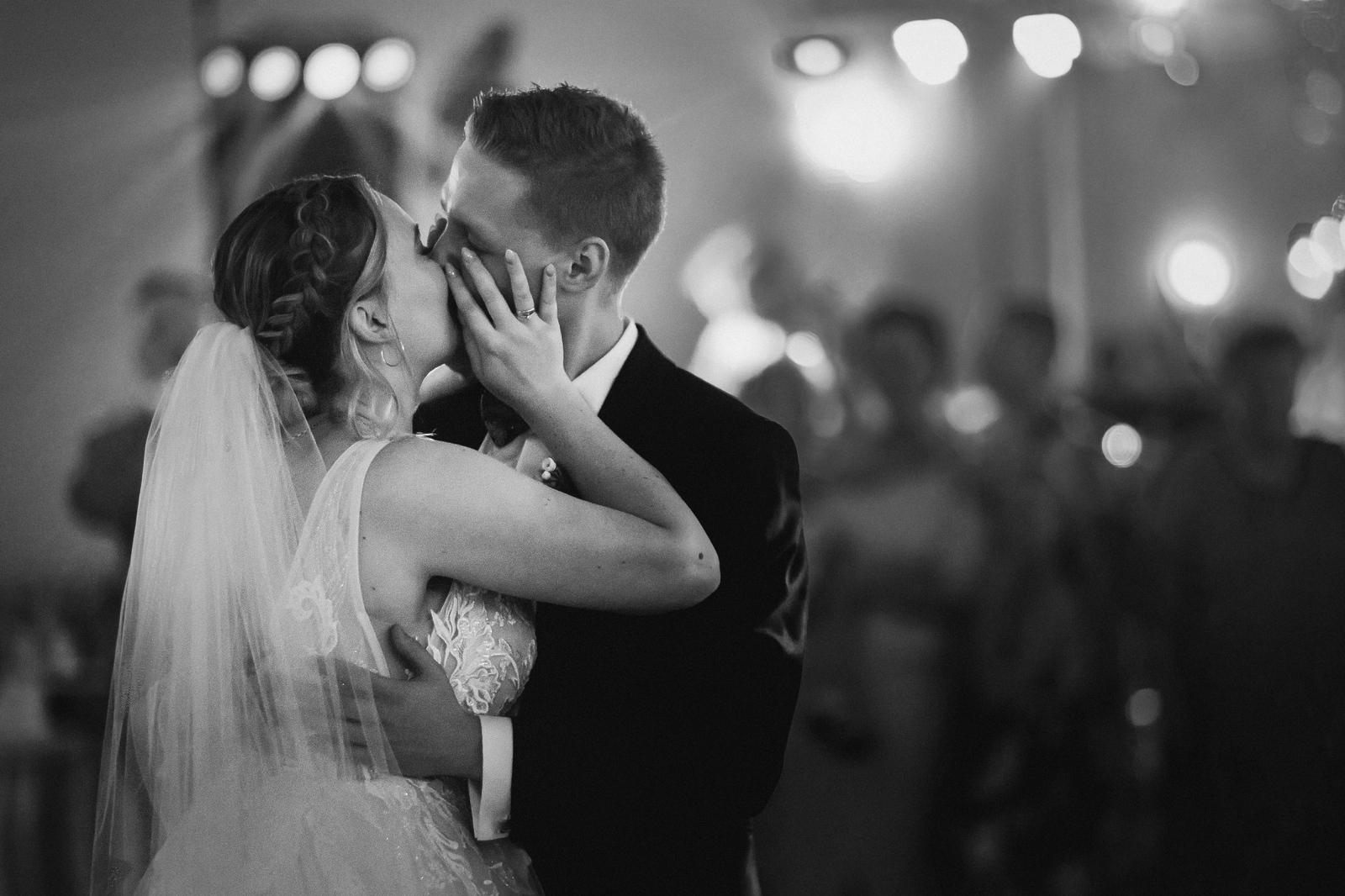 wesele w bielsku, dw bartek bielsko fotograf, wesele w bartku bielsko zdjecia, fotograf slubny slask, zdjecia slubne slask, fotograf na slub slask, zdjecia slubne bielsko, fotografia slubna bielsko, fotografia slubna slask, zdjecia slubne Bielsko biała, fotografia slubna bystra, fotografia slubna katowice, zdjecia slubne katowice, fotograf slubny katowice, fotografia slubna krakow, fotograf na slub krakow, zdjecia slubne krakow