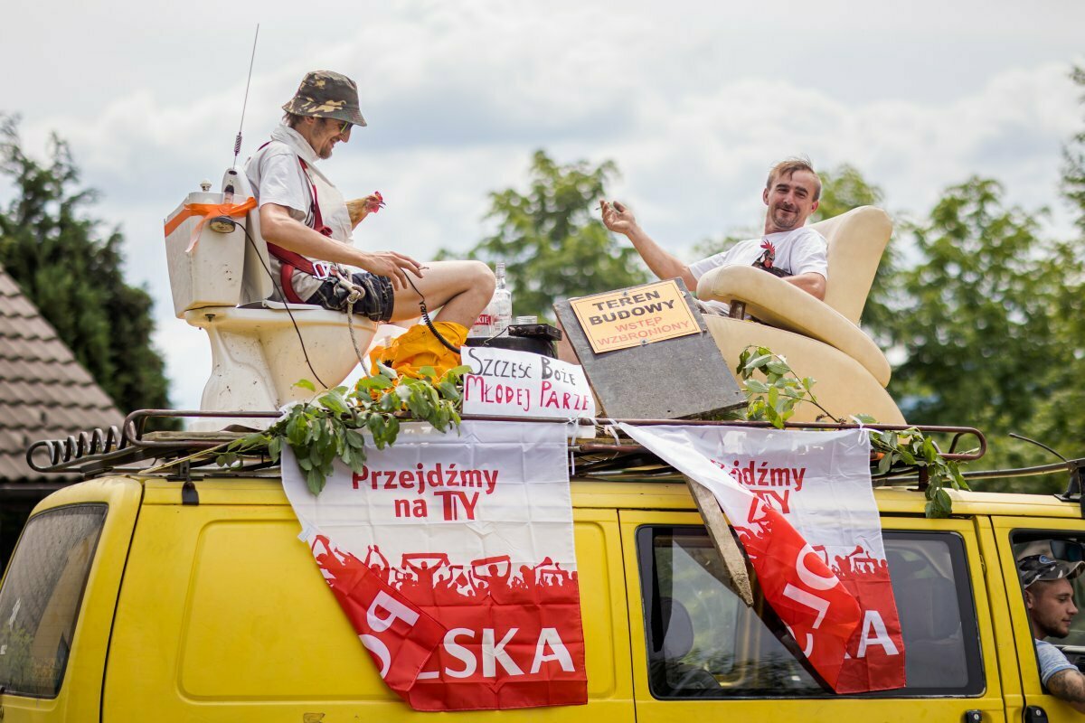 wesele w Czechowicach, slub w bronowie, kościół w bronowie, złota korona czechowice, wesele w złotej koronie w czechowicach, fotograf slubny slask, zdjecia slubne slask, fotograf na slub slask, zdjecia slubne bielsko, fotografia slubna bielsko, fotografia slubna slask, zdjecia slubne Czaniec, fotografia slubna Czaniec, fotografia slubna katowice, zdjecia slubne katowice, fotograf slubny katowice, fotografia slubna krakow, fotograf na slub krakow, zdjecia slubne krakow
