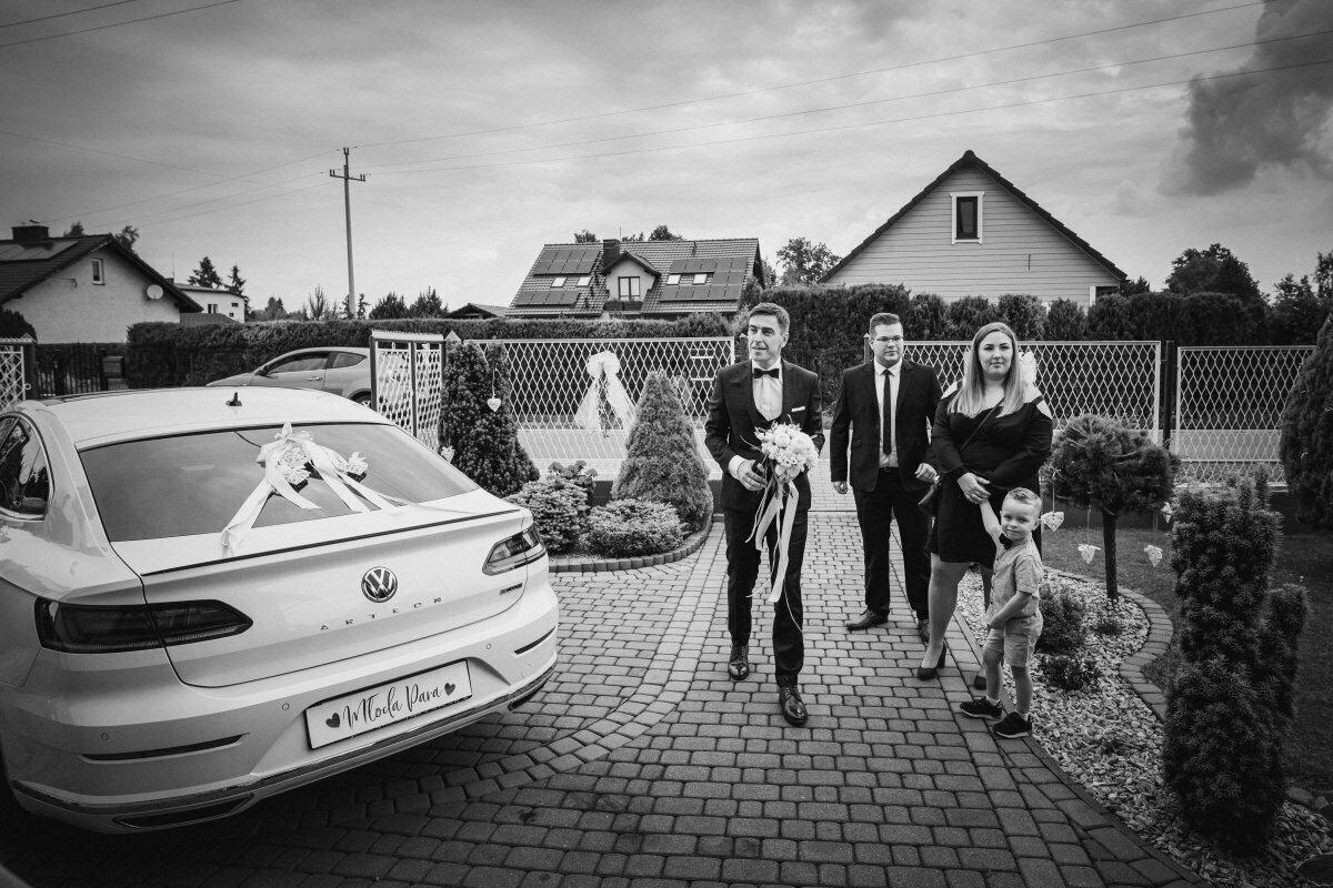 wesele w Czechowicach, slub w bronowie, kościół w bronowie, złota korona czechowice, wesele w złotej koronie w czechowicach, fotograf slubny slask, zdjecia slubne slask, fotograf na slub slask, zdjecia slubne bielsko, fotografia slubna bielsko, fotografia slubna slask, zdjecia slubne Czaniec, fotografia slubna Czaniec, fotografia slubna katowice, zdjecia slubne katowice, fotograf slubny katowice, fotografia slubna krakow, fotograf na slub krakow, zdjecia slubne krakow