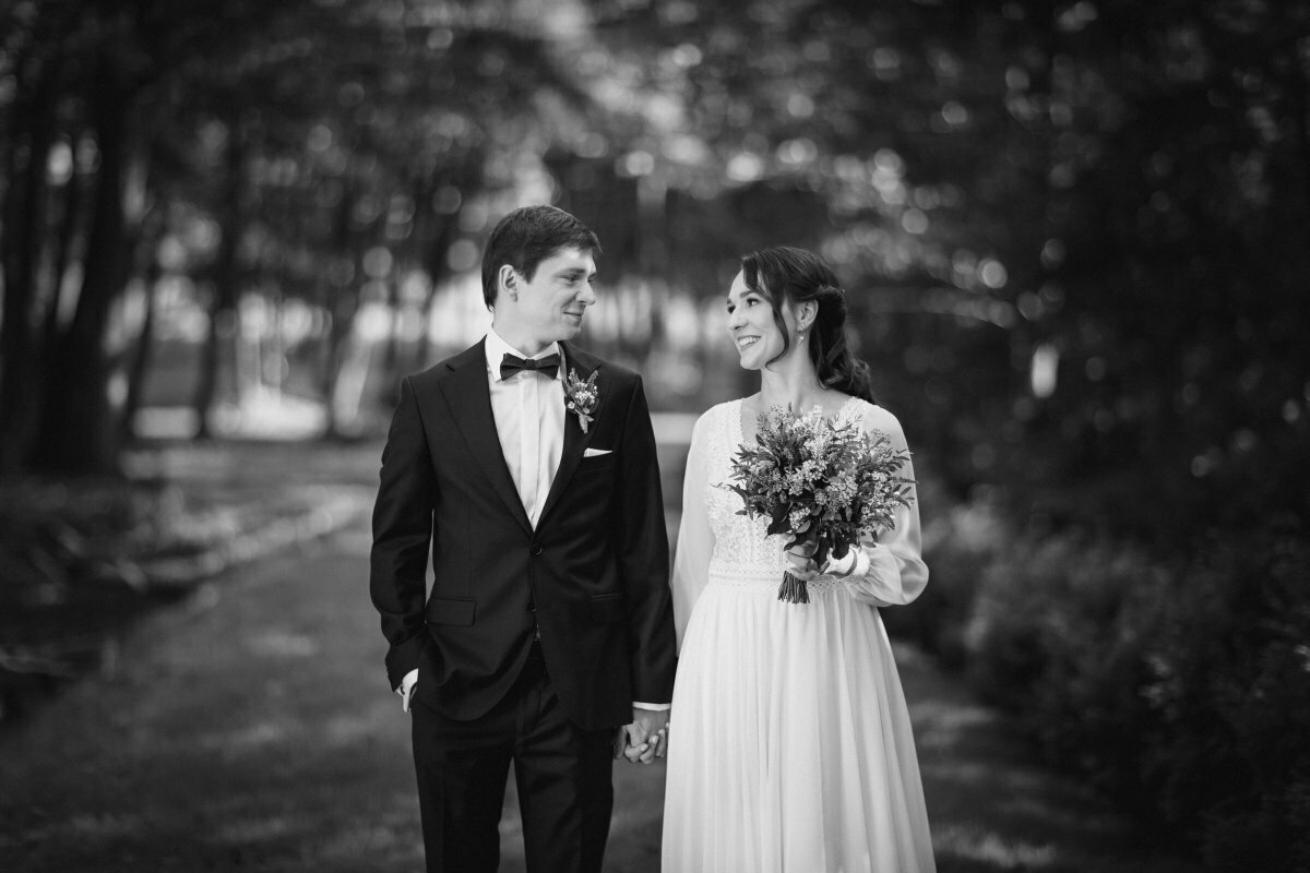 wesele w dolinie stawu, zdjęcia ślubne kraków, fotograf ślubny kraków, fotograf na slub krakow, dolina stawu zdzieslawice, dolina stawu Zdzięsławice, slub w Zdzięsławicach, slub w dolinie stawu zdzieslawice, plenerowy slub krakow, slub plenerowy w krakowie, slub w krakowie, wesele w krakowie, plenerowa ceremonia slubna krakow, ceremonia w plenerze krakow, fotografia slubna slask, fotografia slubna katowice, zdjecia slubne katowice, fotograf slubny katowice, zdjecia slubne bielsko, dwoch fotografow na slub, fotografia slubna krakow