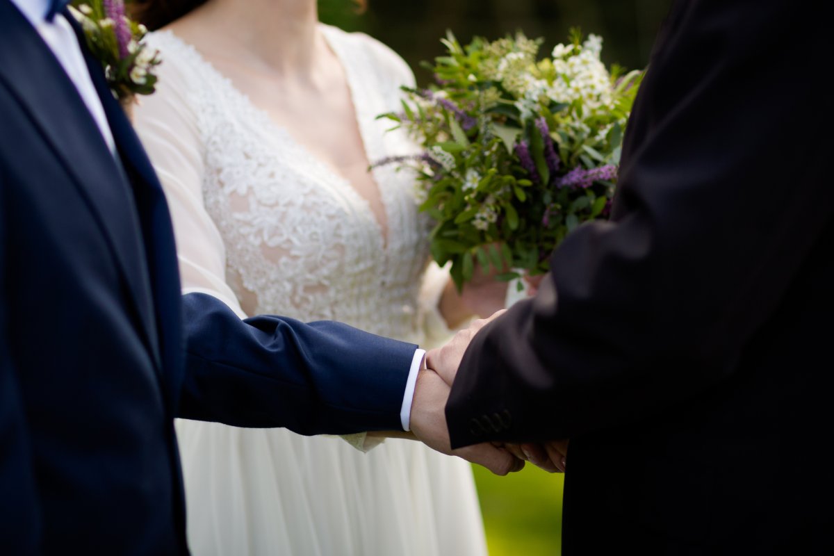 wesele w dolinie stawu, zdjęcia ślubne kraków, fotograf ślubny kraków, fotograf na slub krakow, dolina stawu zdzieslawice, dolina stawu Zdzięsławice, slub w Zdzięsławicach, slub w dolinie stawu zdzieslawice, plenerowy slub krakow, slub plenerowy w krakowie, slub w krakowie, wesele w krakowie, plenerowa ceremonia slubna krakow, ceremonia w plenerze krakow, fotografia slubna slask, fotografia slubna katowice, zdjecia slubne katowice, fotograf slubny katowice, zdjecia slubne bielsko, dwoch fotografow na slub, fotografia slubna krakow