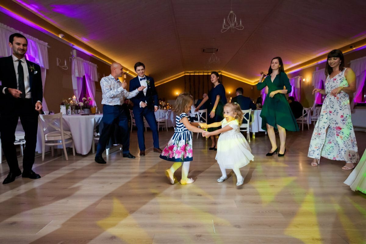 wesele w dolinie stawu, zdjęcia ślubne kraków, fotograf ślubny kraków, fotograf na slub krakow, dolina stawu zdzieslawice, dolina stawu Zdzięsławice, slub w Zdzięsławicach, slub w dolinie stawu zdzieslawice, plenerowy slub krakow, slub plenerowy w krakowie, slub w krakowie, wesele w krakowie, plenerowa ceremonia slubna krakow, ceremonia w plenerze krakow, fotografia slubna slask, fotografia slubna katowice, zdjecia slubne katowice, fotograf slubny katowice, zdjecia slubne bielsko, dwoch fotografow na slub, fotografia slubna krakow