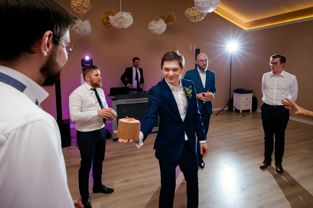 wesele w dolinie stawu, zdjęcia ślubne kraków, fotograf ślubny kraków, fotograf na slub krakow, dolina stawu zdzieslawice, dolina stawu Zdzięsławice, slub w Zdzięsławicach, slub w dolinie stawu zdzieslawice, plenerowy slub krakow, slub plenerowy w krakowie, slub w krakowie, wesele w krakowie, plenerowa ceremonia slubna krakow, ceremonia w plenerze krakow, fotografia slubna slask, fotografia slubna katowice, zdjecia slubne katowice, fotograf slubny katowice, zdjecia slubne bielsko, dwoch fotografow na slub, fotografia slubna krakow