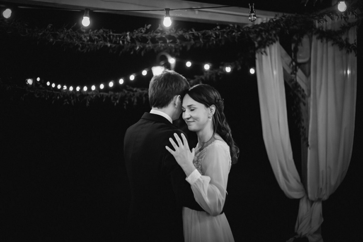 wesele w dolinie stawu, zdjęcia ślubne kraków, fotograf ślubny kraków, fotograf na slub krakow, dolina stawu zdzieslawice, dolina stawu Zdzięsławice, slub w Zdzięsławicach, slub w dolinie stawu zdzieslawice, plenerowy slub krakow, slub plenerowy w krakowie, slub w krakowie, wesele w krakowie, plenerowa ceremonia slubna krakow, ceremonia w plenerze krakow, fotografia slubna slask, fotografia slubna katowice, zdjecia slubne katowice, fotograf slubny katowice, zdjecia slubne bielsko, dwoch fotografow na slub, fotografia slubna krakow