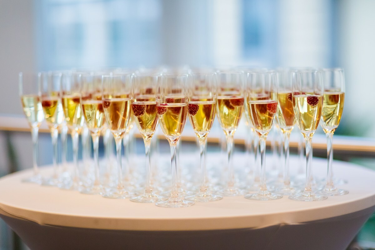 zdjęcia ślubne kraków, zdjecia slubne krakow, fotografia slubna, fotografia slubna krakow, fotograf slubny krakow, fotograf na wesele krakow, slub na salwatorze krakow, hotel qubus krakow, wesele w qubusie krakow, najlepsze zdjecia slubne, fotografia slubna slask, zdjecia slubne slask, fotografia weselna krakow, rejs lodka krakow, slub z widokiem na krakow, plener slubny w krakowie, zdjecia slubne bielsko, fotograf slubny bielsko, www.magiaobrazu.com, zdjecia slubne bielsko, fotografia slubna slask, fotograf cieszyn, zdjecia slubne cieszyn