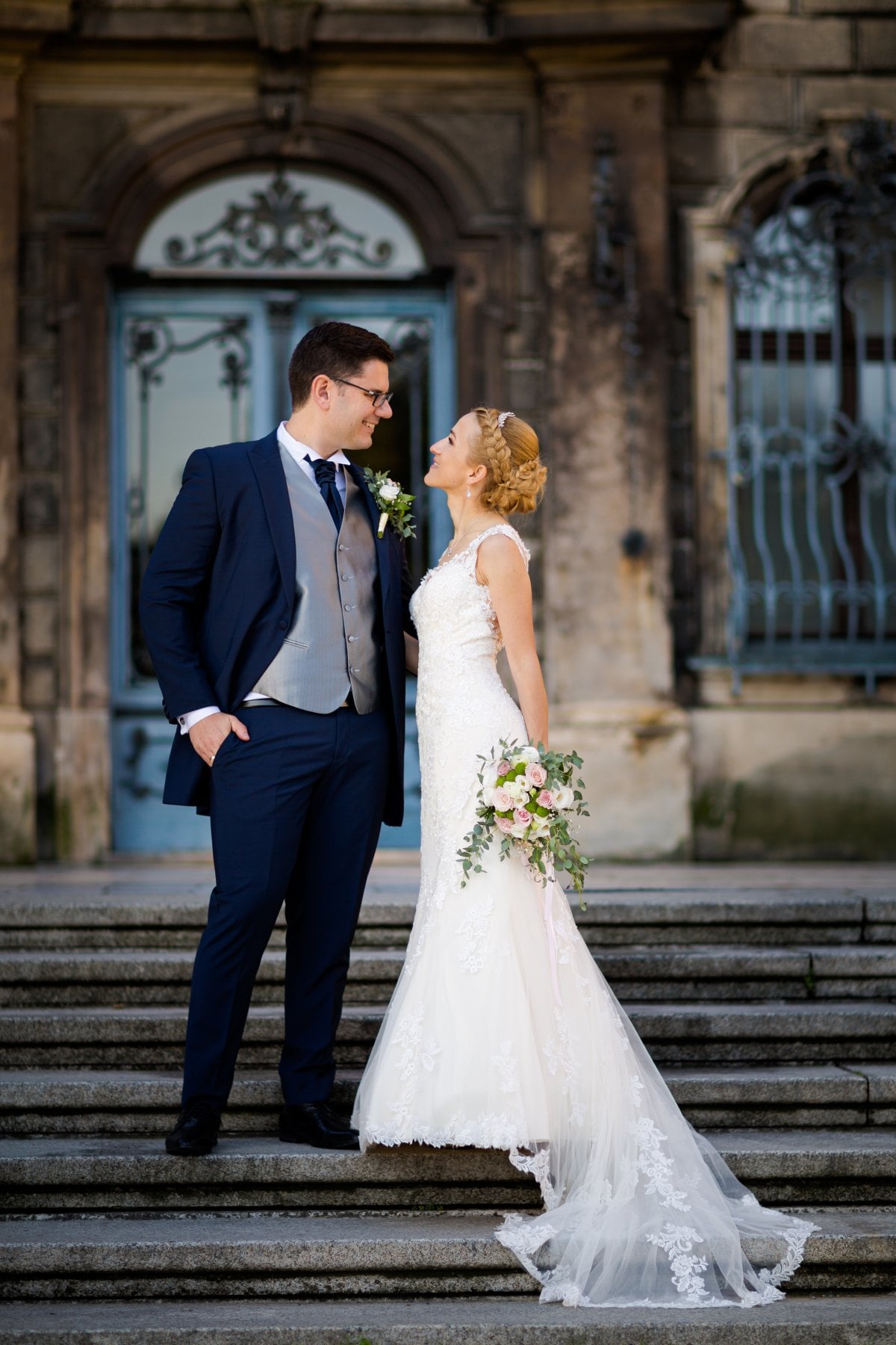 Zdjęcia ślubne Śląsk, sesja slubna w Mosznej, plener slubny Moszna, sesja slubna na zamku, plener slubny w palacu, Zamek Krowiarki, Pałac krowiarki, sesja slubna w krowiarkach, fotograf na slub slask, zdjecia slubne slask, plener slubny krowiarki, www.magiaobrazu.com, fotografia slubna w Mosznej, plener slubny w Krakowie, fotograf slubny Krakow, plener w Mosznej, Zamek w Mosznej, oryginalna sesja slubna, fotograf slubny slask, sesja slubna slask, fotografia slubna, plener slubny na zamku, fotograf slubny Krakow,