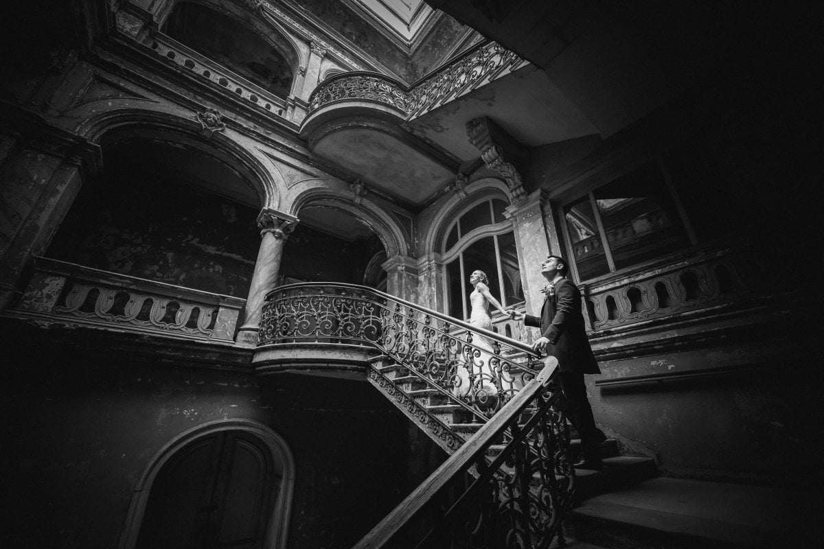 Zdjęcia ślubne Śląsk, sesja slubna w Mosznej, plener slubny Moszna, sesja slubna na zamku, plener slubny w palacu, Zamek Krowiarki, Pałac krowiarki, sesja slubna w krowiarkach, fotograf na slub slask, zdjecia slubne slask, plener slubny krowiarki, www.magiaobrazu.com, fotografia slubna w Mosznej, plener slubny w Krakowie, fotograf slubny Krakow, plener w Mosznej, Zamek w Mosznej, oryginalna sesja slubna, fotograf slubny slask, sesja slubna slask, fotografia slubna, plener slubny na zamku, fotograf slubny Krakow,