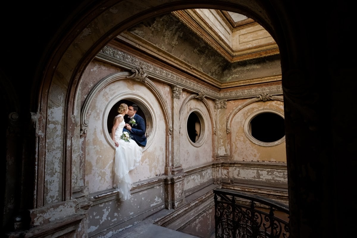 Zdjęcia ślubne Śląsk, sesja slubna w Mosznej, plener slubny Moszna, sesja slubna na zamku, plener slubny w palacu, Zamek Krowiarki, Pałac krowiarki, sesja slubna w krowiarkach, fotograf na slub slask, zdjecia slubne slask, plener slubny krowiarki, www.magiaobrazu.com, fotografia slubna w Mosznej, plener slubny w Krakowie, fotograf slubny Krakow, plener w Mosznej, Zamek w Mosznej, oryginalna sesja slubna, fotograf slubny slask, sesja slubna slask, fotografia slubna, plener slubny na zamku, fotograf slubny Krakow,