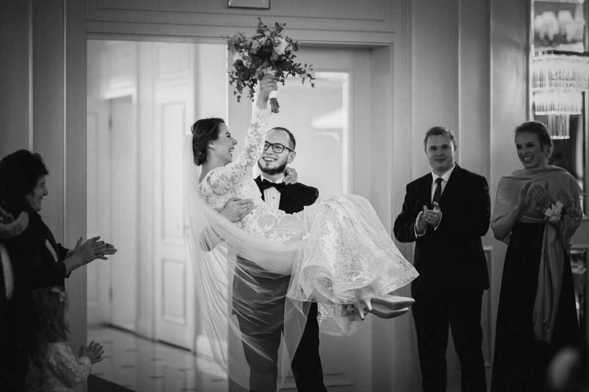 Zdjęcia ślubne Śląsk, zdjecia slubne slask, bialy dom paniowki, wesele w bialym domu paniówki, fotograf slubny slask, fotografia slubna slask, fotografia slubna katowice, zdjecia slubne katowice, slub w kozłowej górze, zdjecia slubne rybnik, wesele w paniówkach, fotograf slubny katowice, zdjecia slubne bielsko, zdjecia slubne zory, fotografia slubna bielsko, dwoch fotografow na slub, fotografia slubna krakow, fotograf na slub krakow, zdjecia slubne krakow, Magia Obrazu, Biały Dom Paniówki