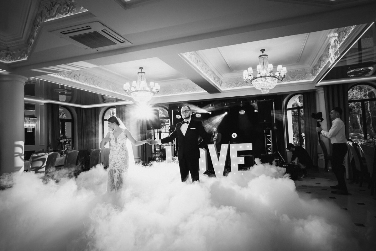 Zdjęcia ślubne Śląsk, zdjecia slubne slask, bialy dom paniowki, wesele w bialym domu paniówki, fotograf slubny slask, fotografia slubna slask, fotografia slubna katowice, zdjecia slubne katowice, slub w kozłowej górze, zdjecia slubne rybnik, wesele w paniówkach, fotograf slubny katowice, zdjecia slubne bielsko, zdjecia slubne zory, fotografia slubna bielsko, dwoch fotografow na slub, fotografia slubna krakow, fotograf na slub krakow, zdjecia slubne krakow, Magia Obrazu, Biały Dom Paniówki